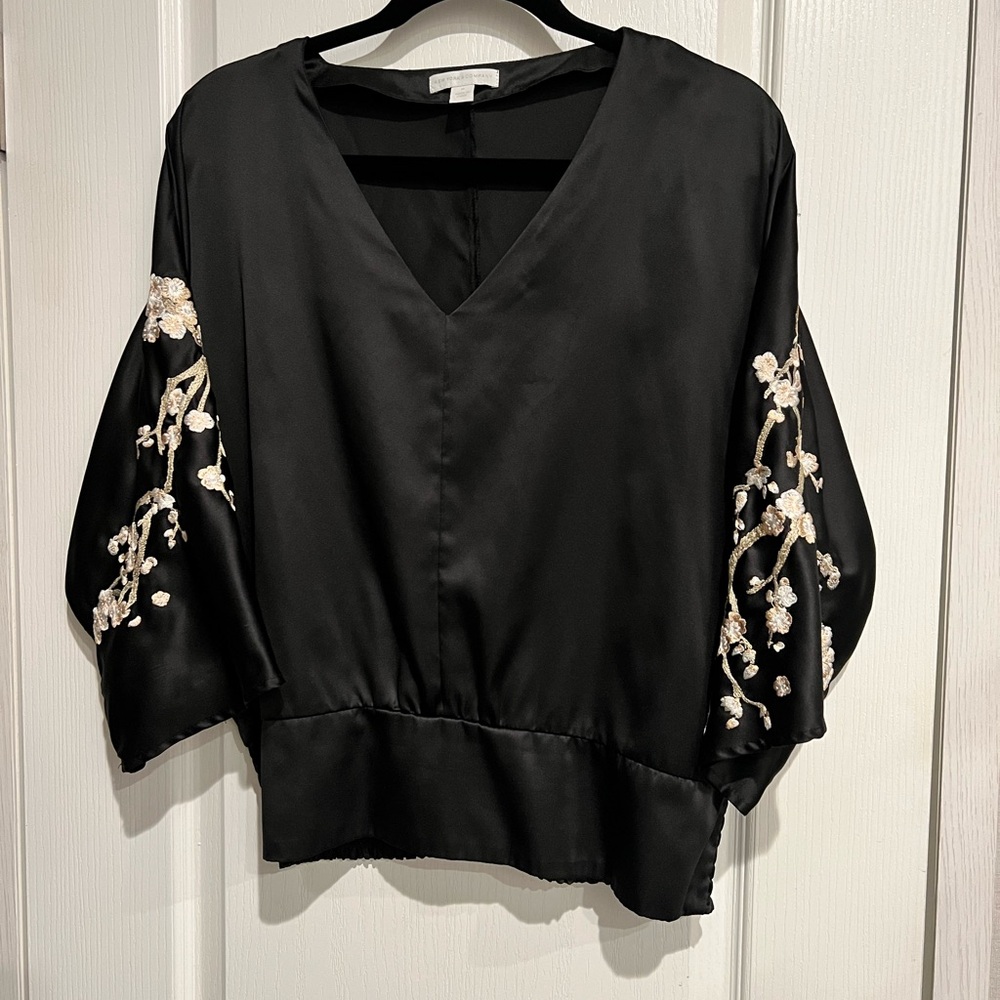 New York & Company Black Embellished Kimono Blouse